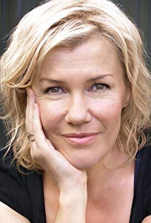 Robyn Malcolm